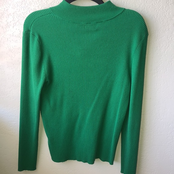 Nine West- green long sleeve - Picture 3 of 4